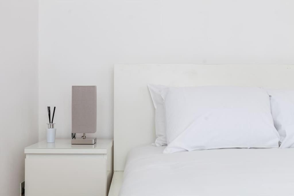 Spacious Retreat 2-Bed In Popular Camden Town London Bagian luar foto